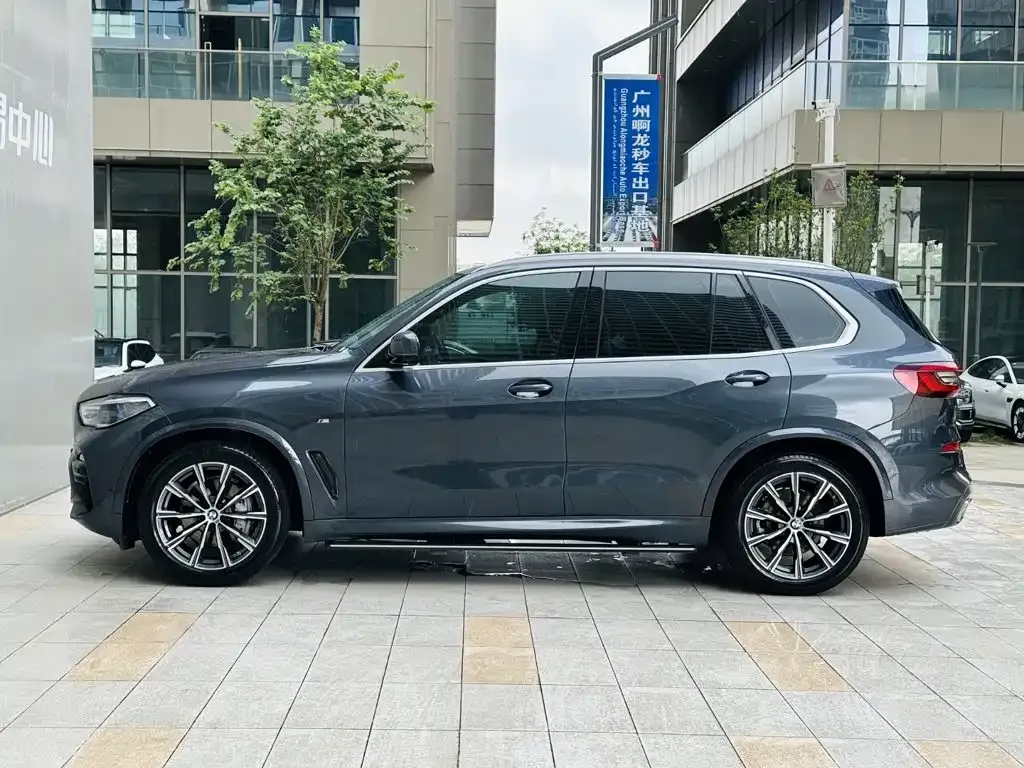 BMW X5 (Import) — фото 10