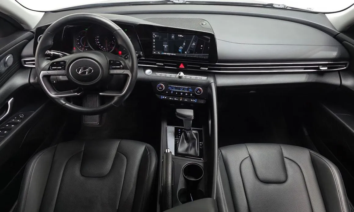 Hyundai AVANTE — фото 9