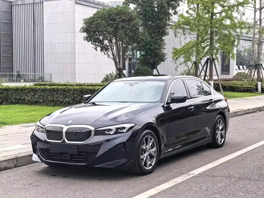 BMW i3 — фото 1