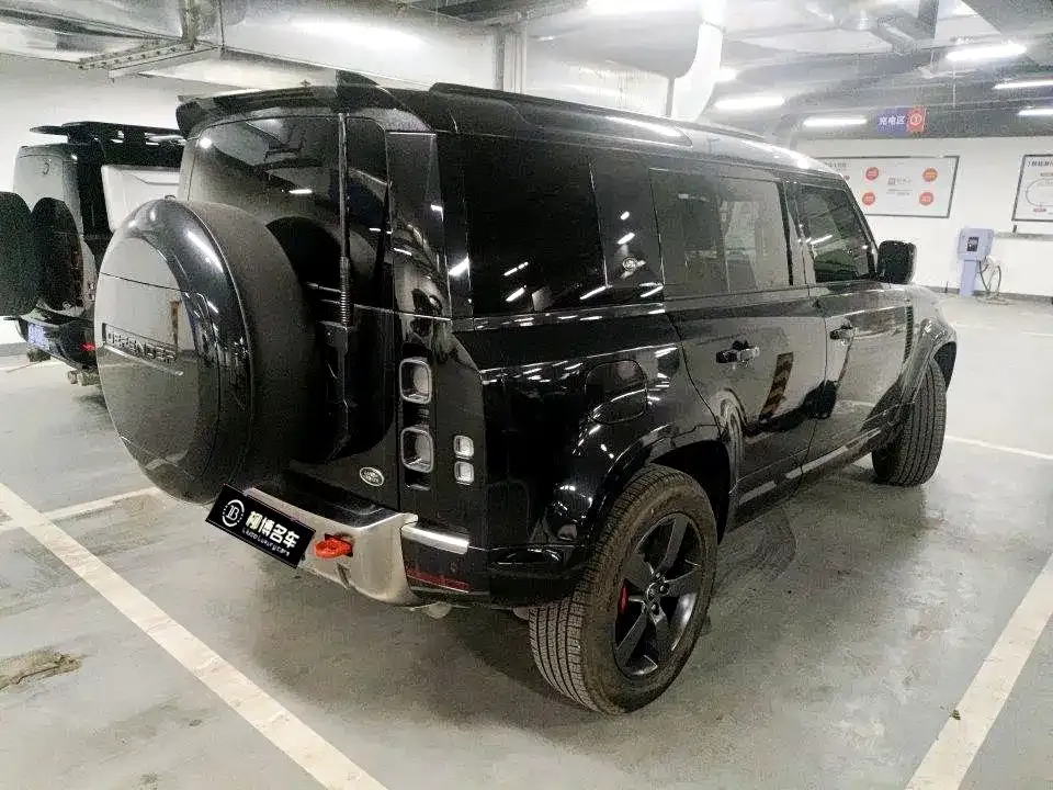 Land Rover Defender — фото 3