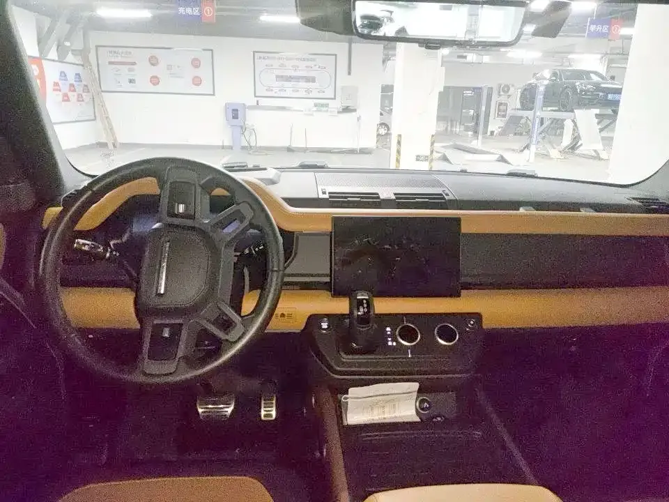 Land Rover Defender — фото 4