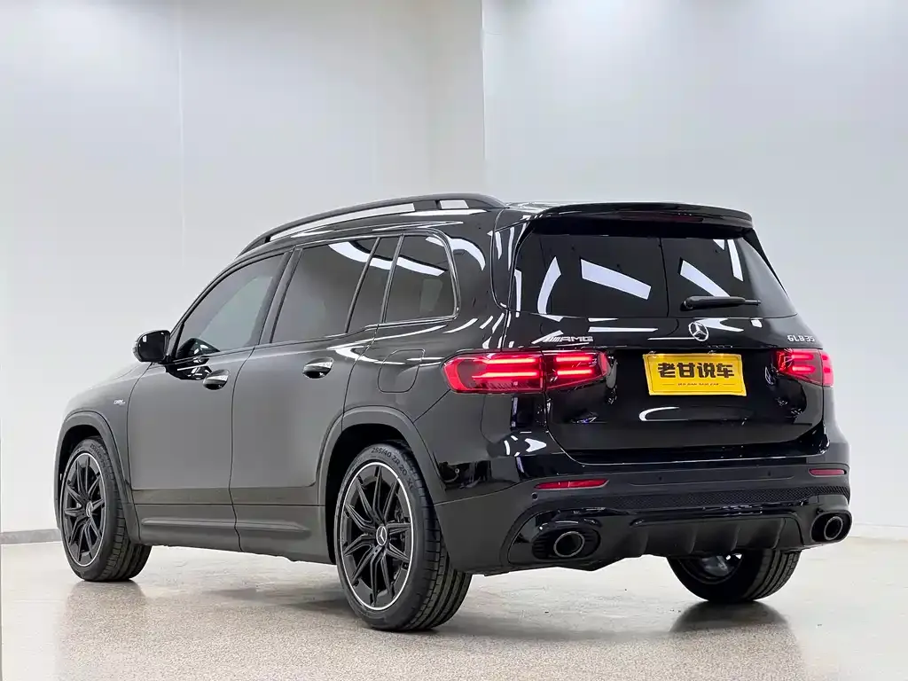 Mercedes-Benz GLB AMG — фото 7