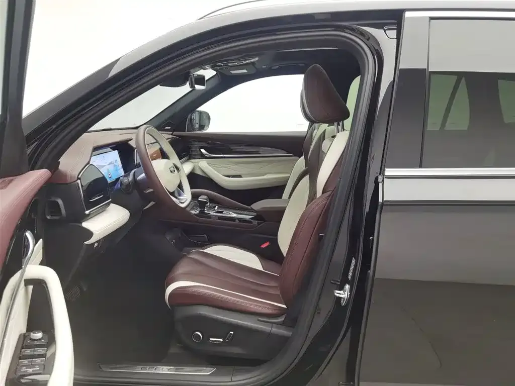 Geely Xingyue L — фото 10