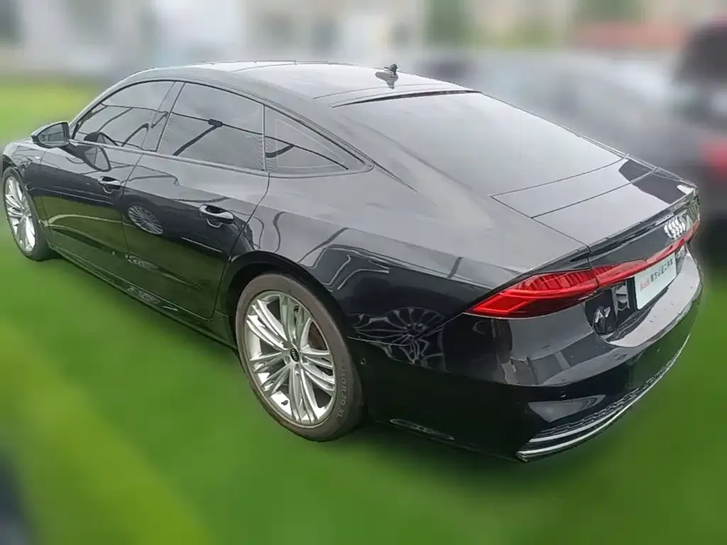 Audi A7 — фото 10