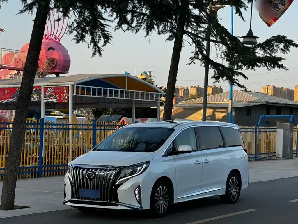 GAC Motor Trumpchi M8 — фото 8