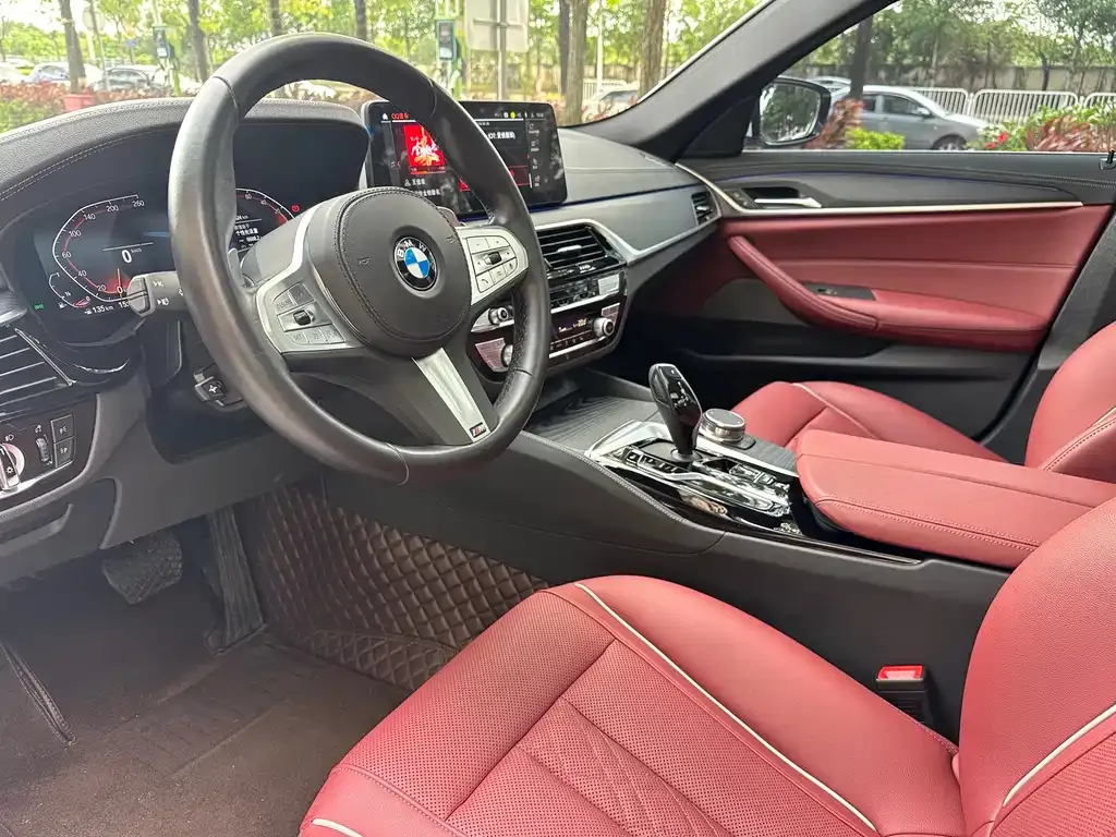 BMW 5 Series — фото 10