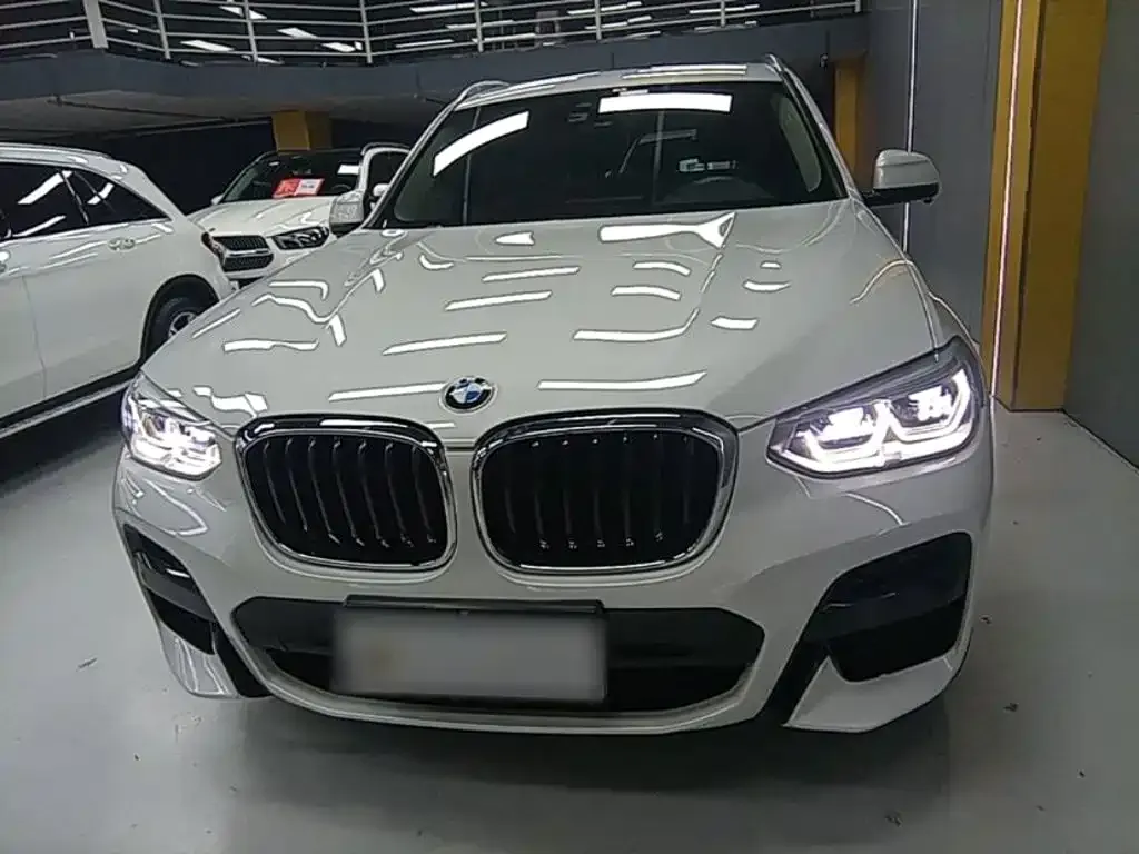 BMW X3 — фото 10