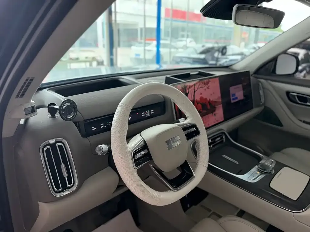Geely Galaxy M9 — фото 10