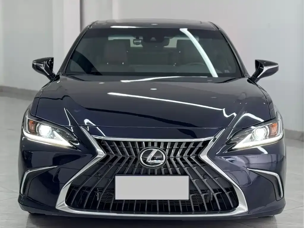 Lexus ES — фото 6