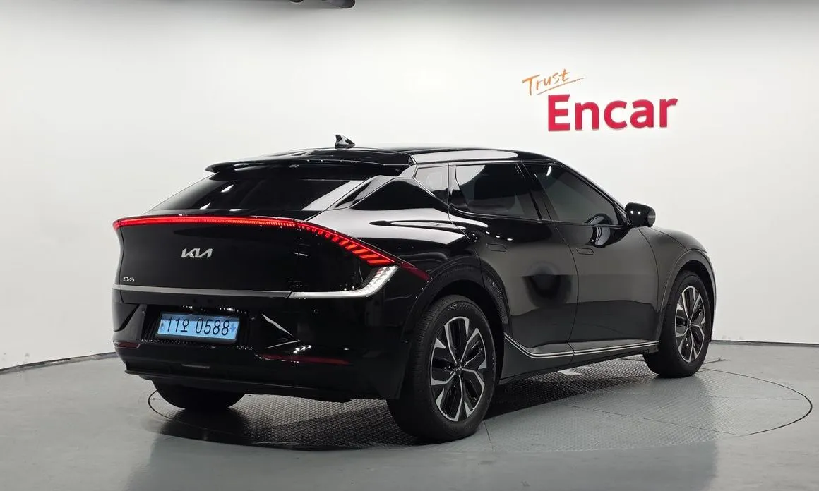 Kia EV6 — фото 5