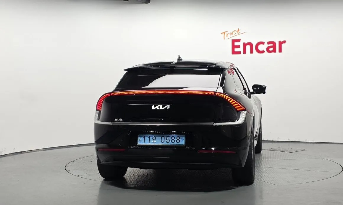 Kia EV6 — фото 3