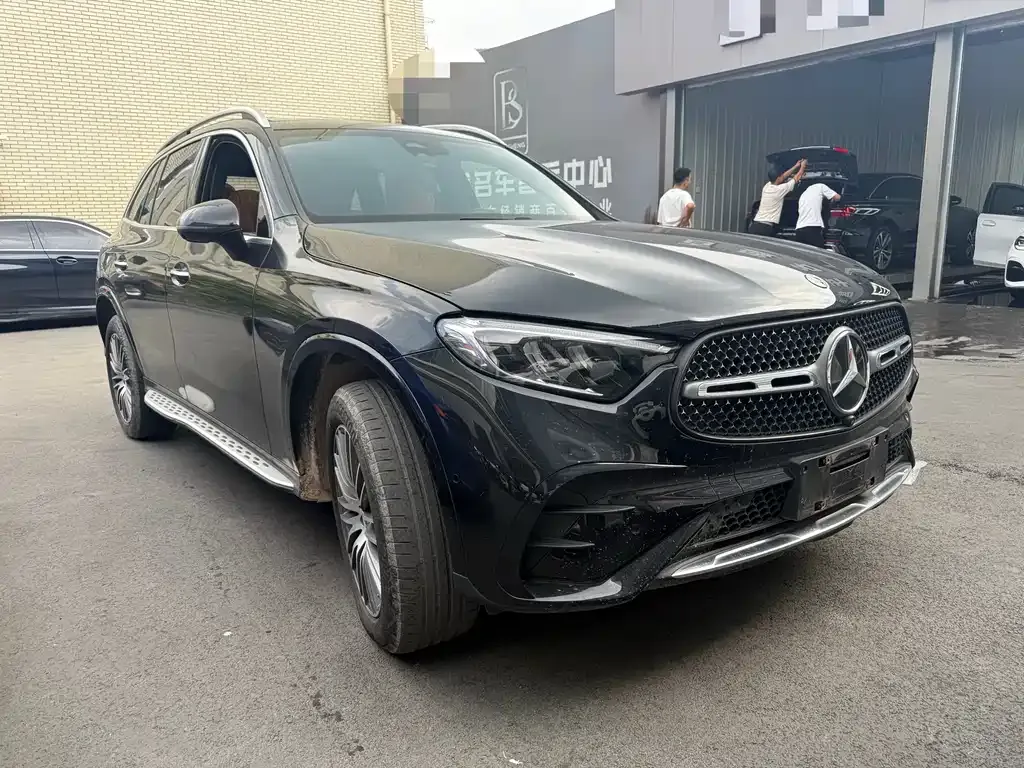 Mercedes-Benz GLC — фото 9