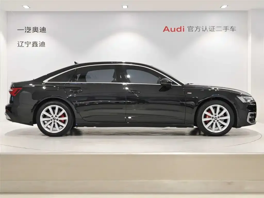 Audi A6L — фото 2