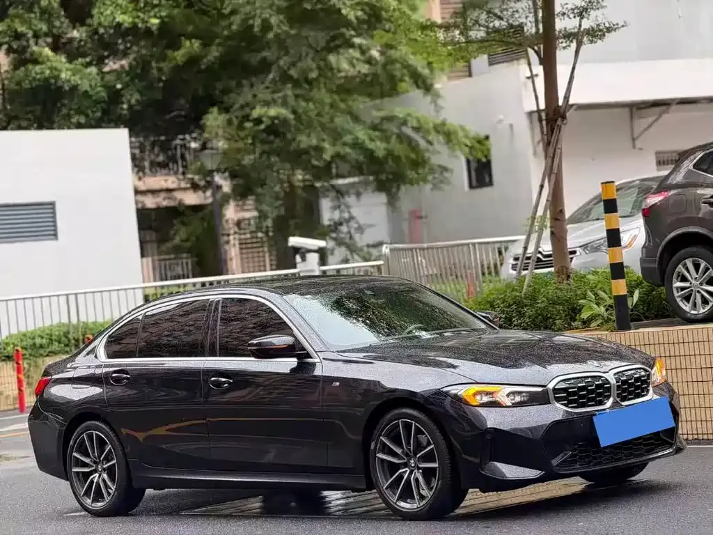 BMW 3 Series — фото 1