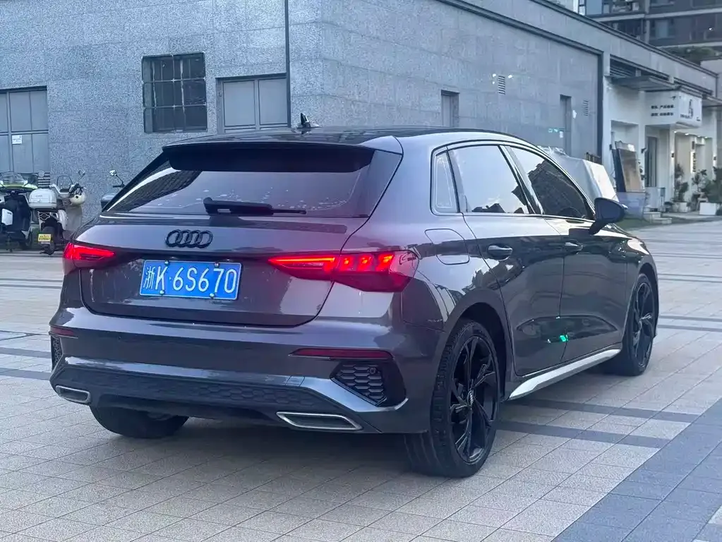 Audi A3 — фото 2