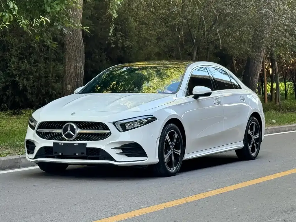 Mercedes-Benz A-Class — фото 1