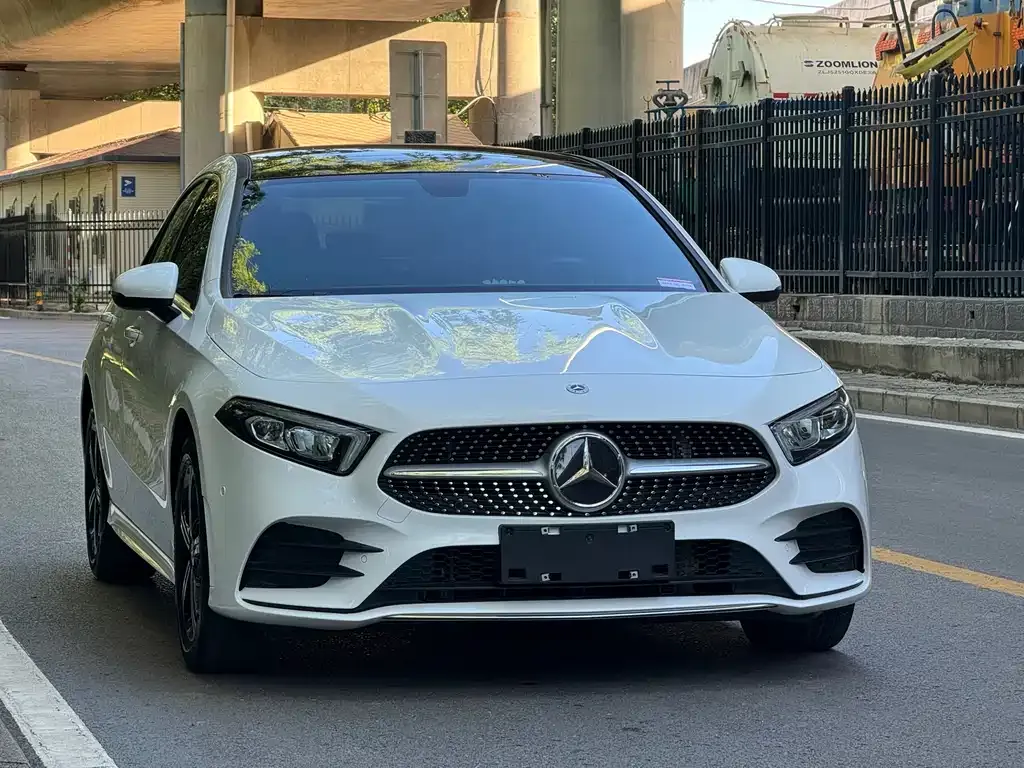 Mercedes-Benz A-Class — фото 7