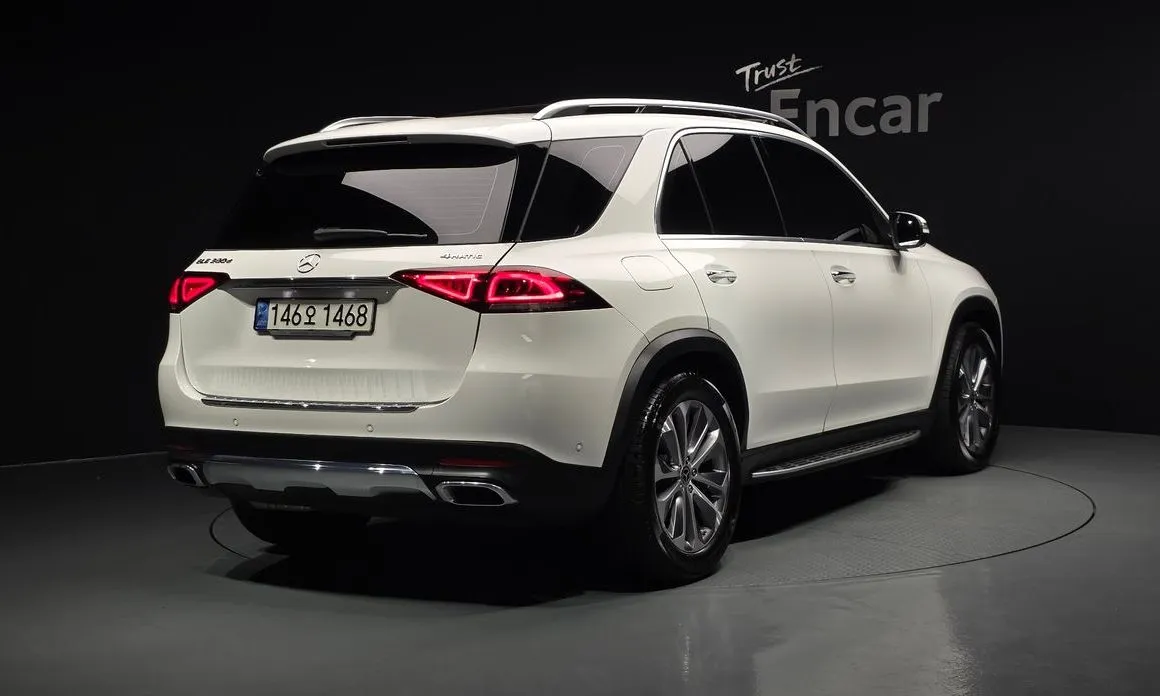 Mercedes-Benz GLE-Class — фото 4