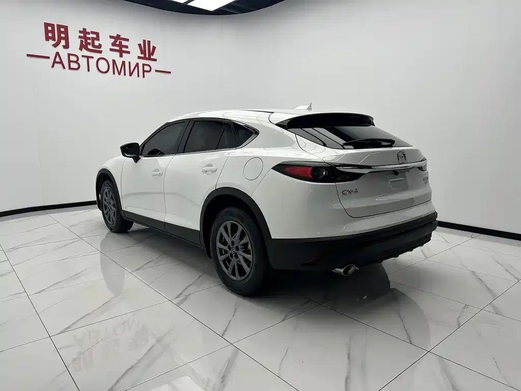 Mazda CX-4 — фото 2