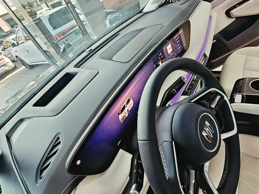 Buick GL8 Hybrid — фото 6