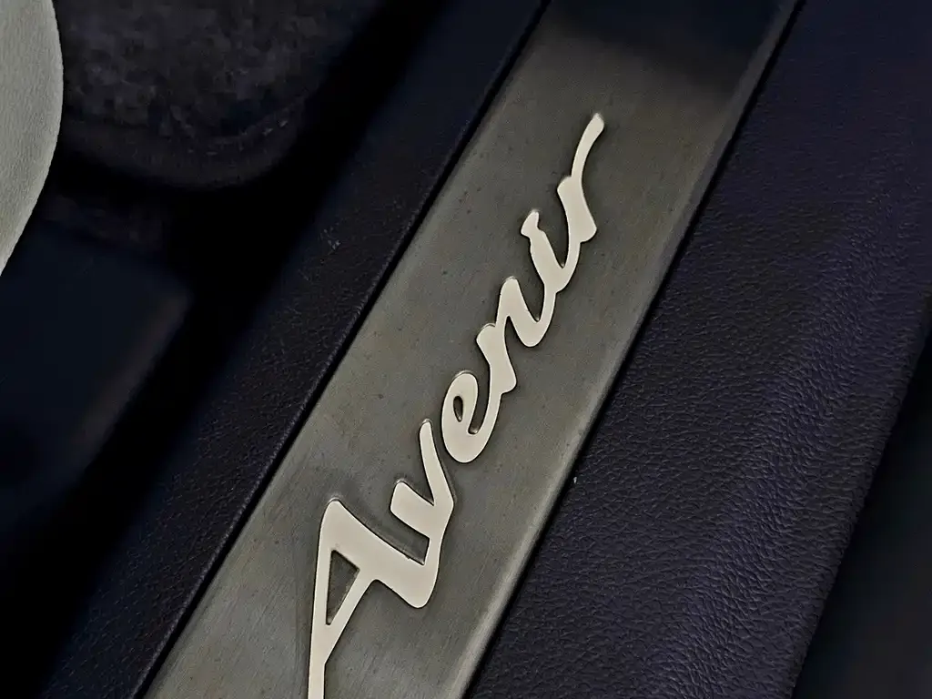 Buick GL8 Hybrid — фото 3