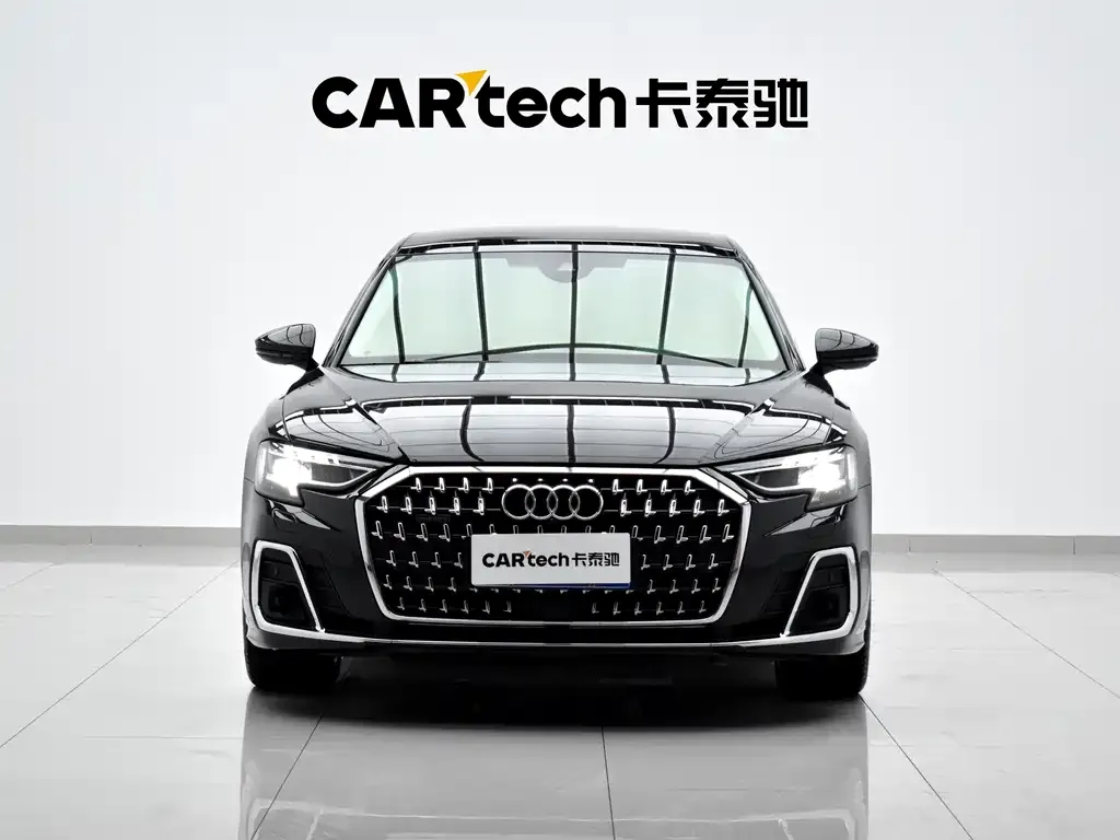 Audi A8 — фото 3