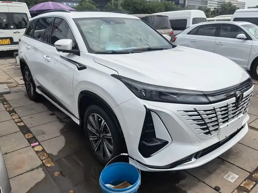 Changan CS75PLUS — фото 8