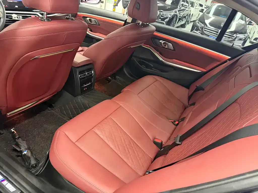 BMW 3 Series 2023 из CN, фото 4