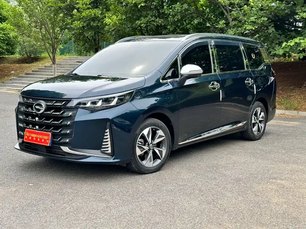 GAC Motor Trumpchi M6 — фото 1