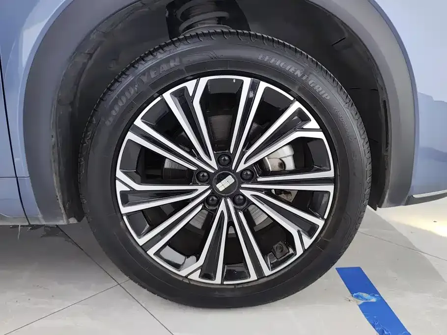 Geely Galaxy Xingjian 7 — фото 10