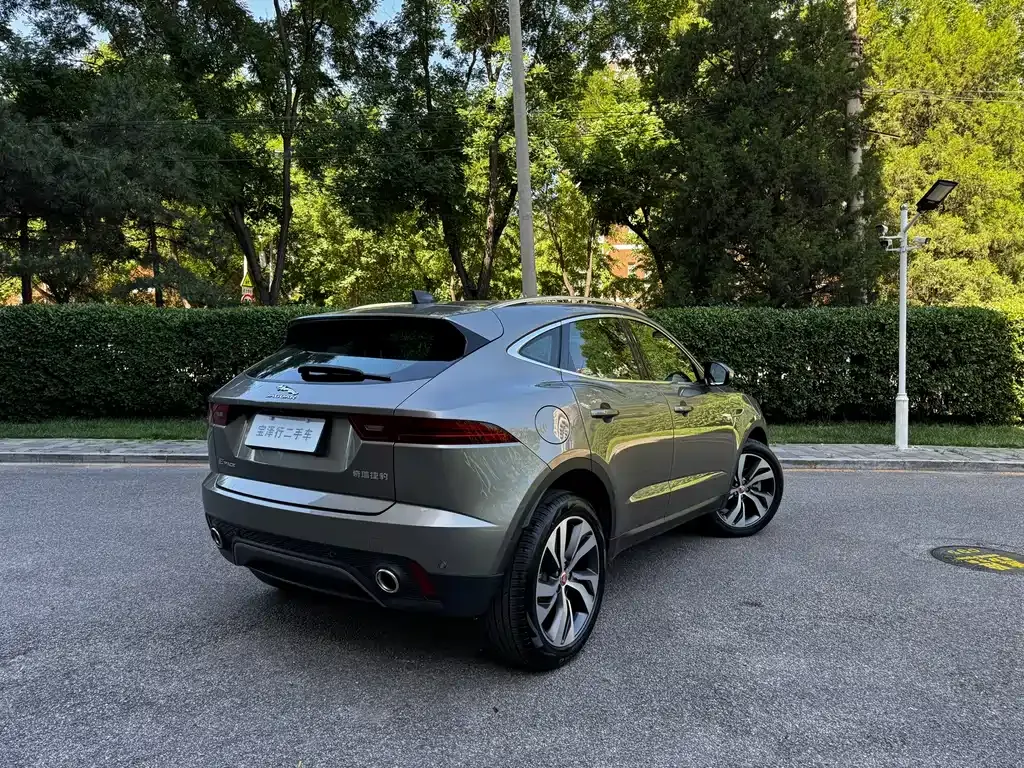 Jaguar E-PACE 2025 из CN, фото 9