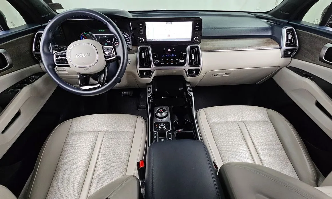 Kia Sorento — фото 5