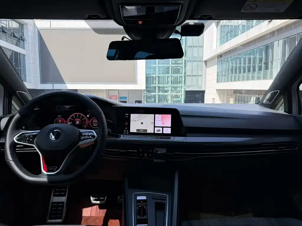 Volkswagen Golf GTI — фото 4