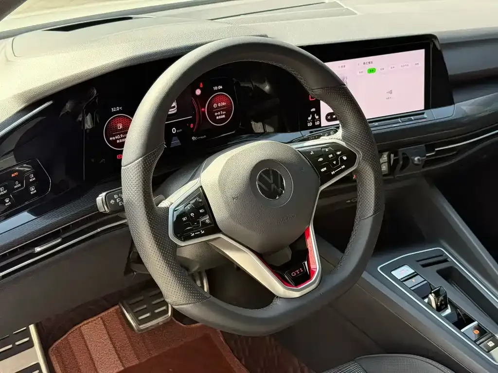 Volkswagen Golf GTI — фото 3