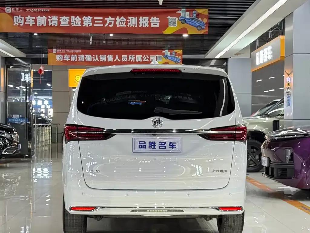 Buick GL8 2024 из CN, фото 4