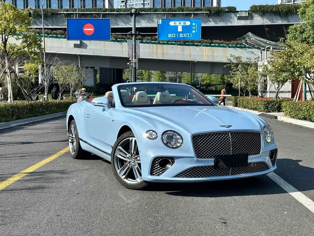 Bentley Continental — фото 10
