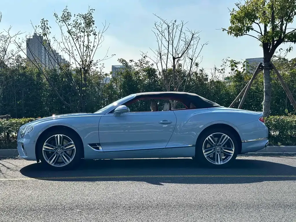 Bentley Continental — фото 7