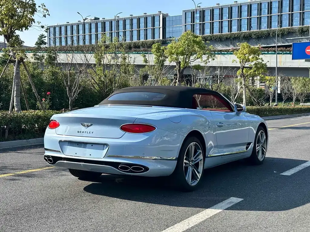 Bentley Continental — фото 8