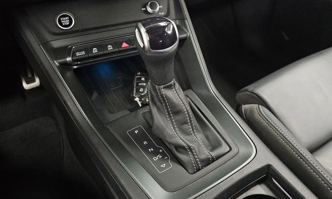 Audi Q3 2023 из KR, фото 7