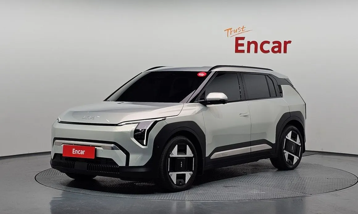 Kia EV3 — фото 1