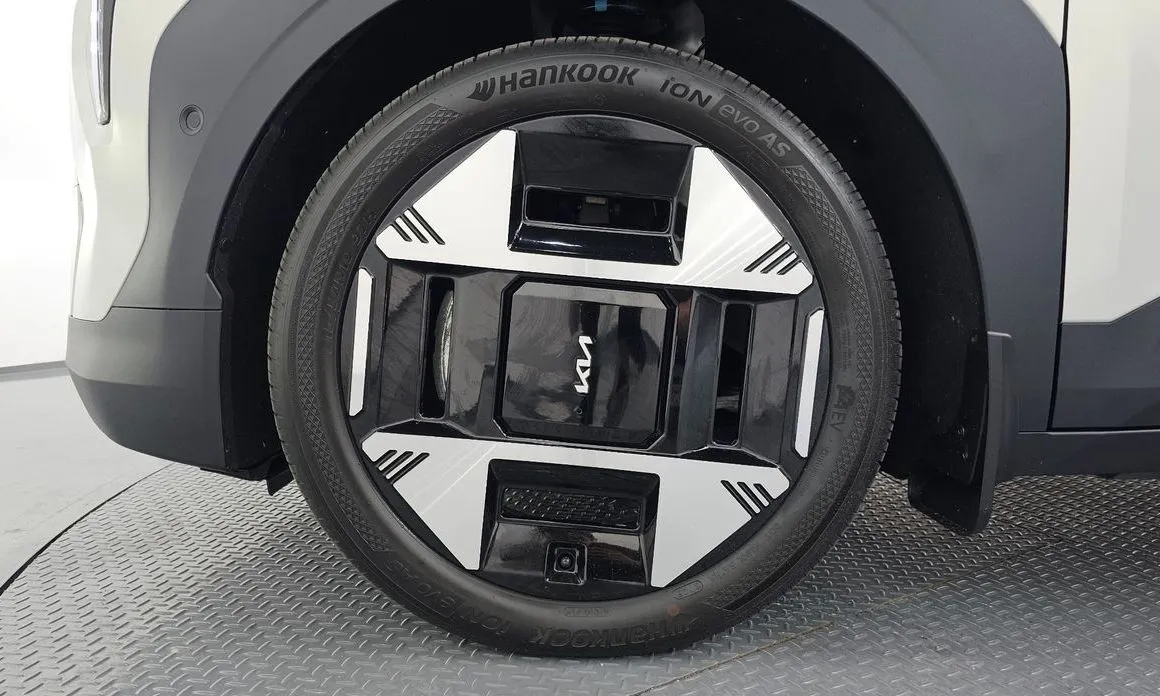 Kia EV3 — фото 6