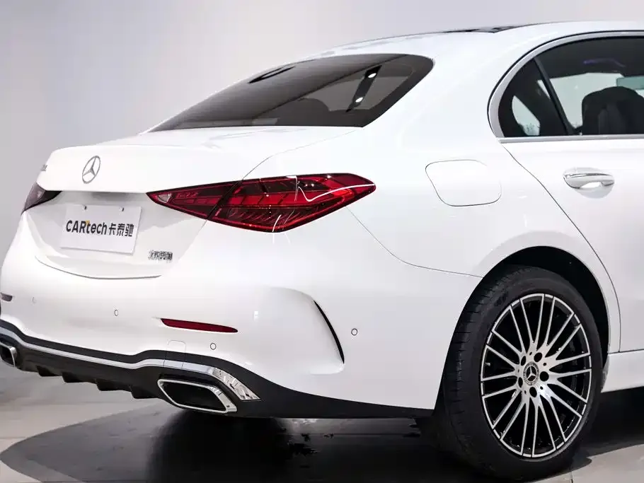 Mercedes-Benz C-Class — фото 10