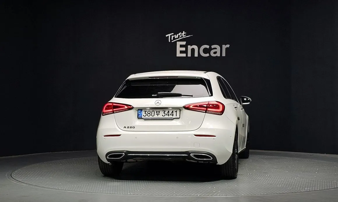 Mercedes-Benz A-Class — фото 9