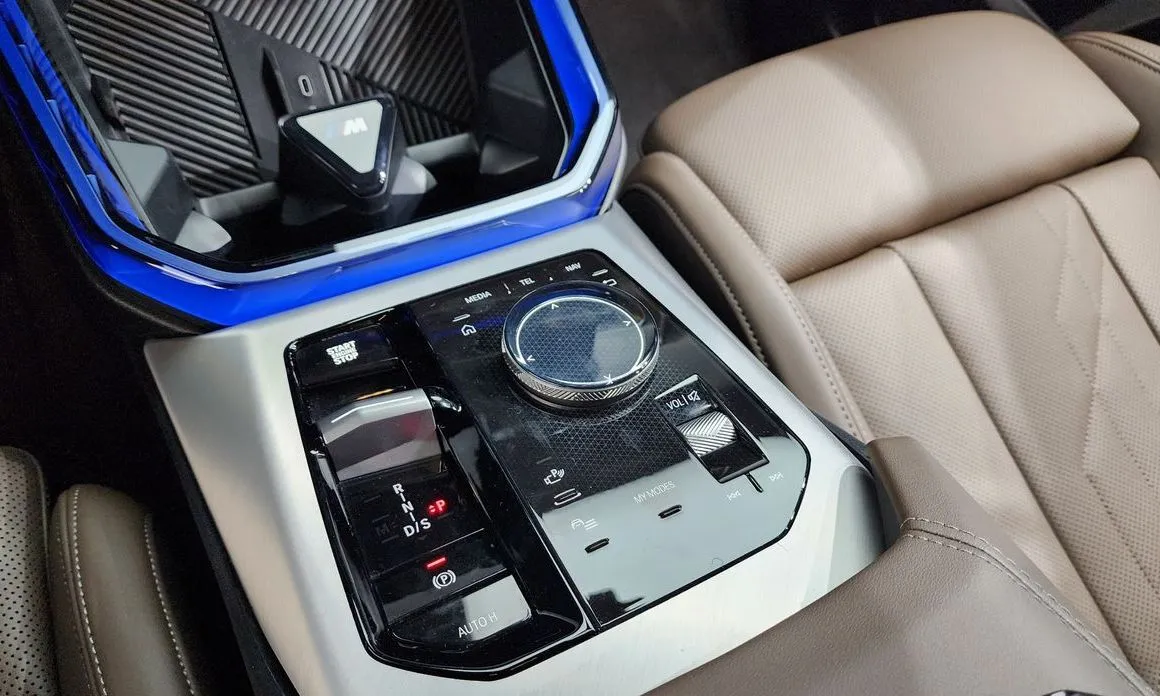 BMW X3 2025 из KR, фото 9