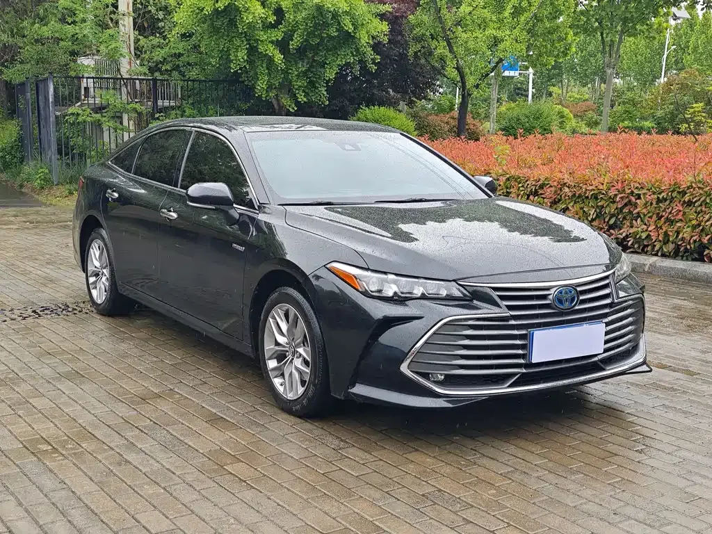 Toyota Avalon — фото 6