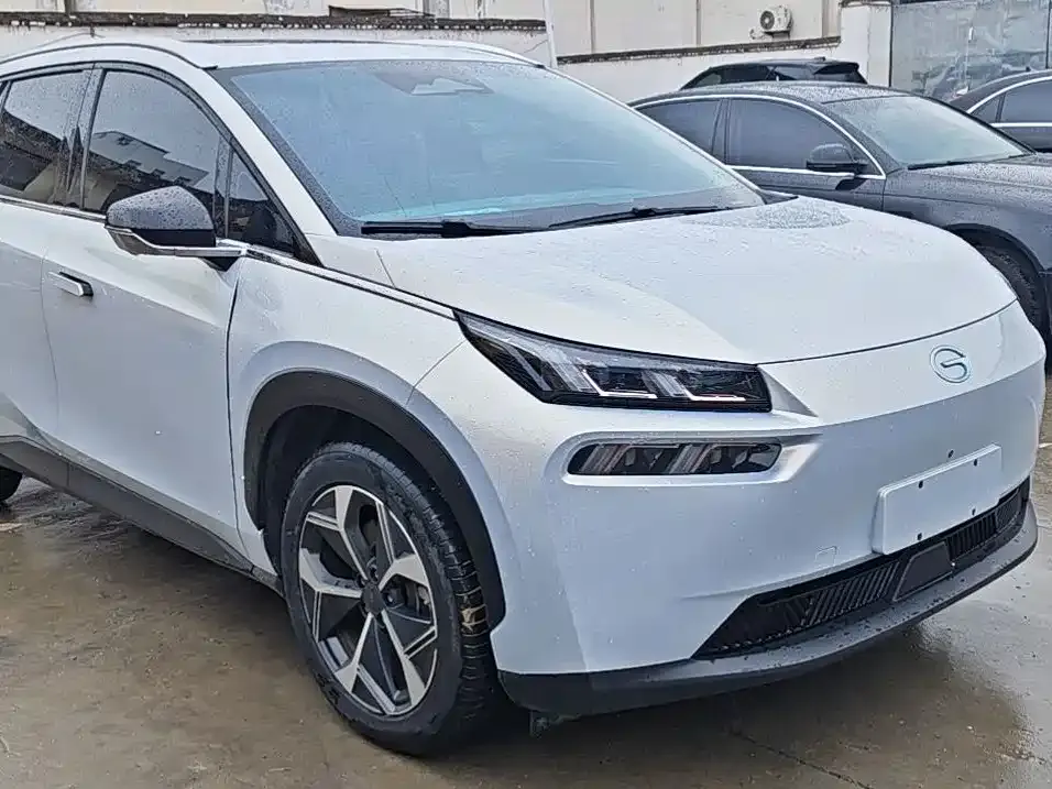 Aion V