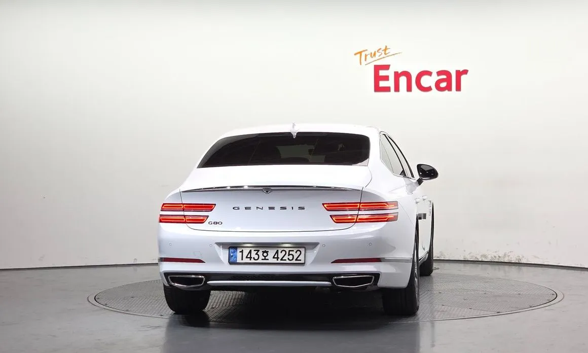 Genesis G80 — фото 10