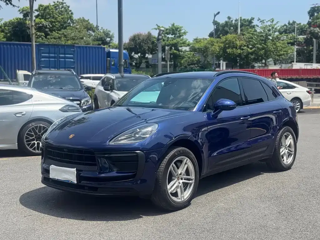 Porsche Macan — фото 1