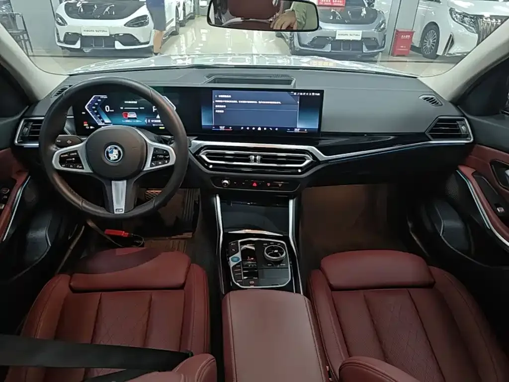 BMW i3 — фото 7