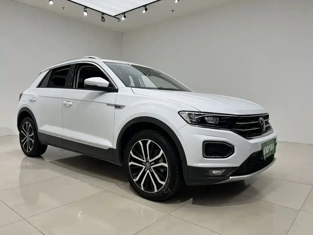 Volkswagen T-Roc — фото 2